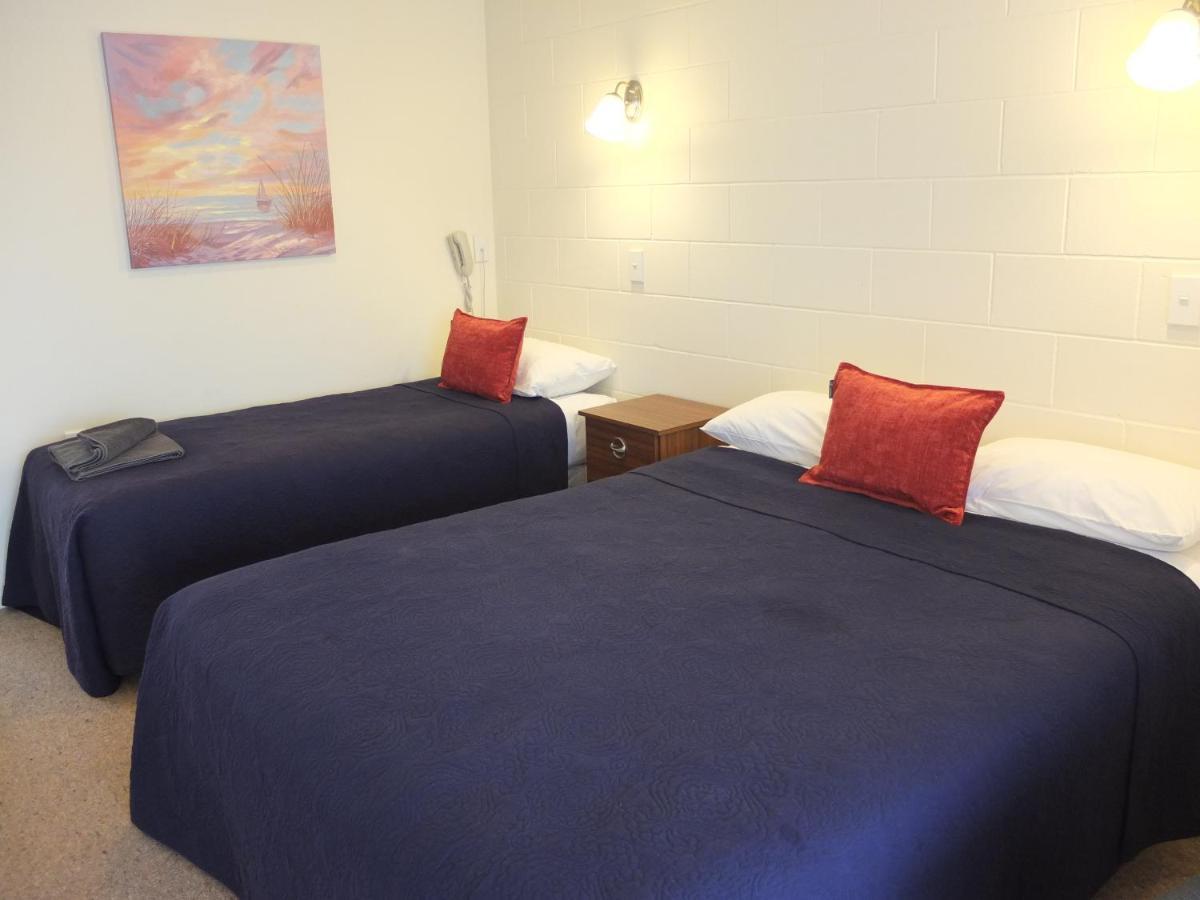 Colonial Court Motel Кембридж Экстерьер фото
